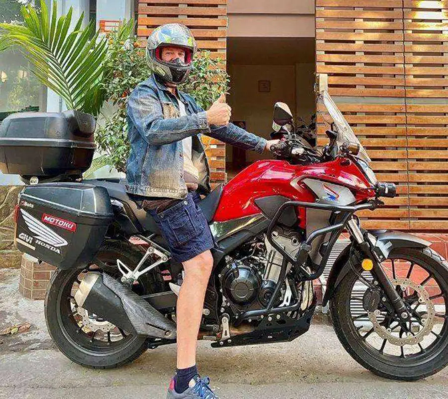 Exploring Hanoi's Vibrant Motorbike Rental Scene